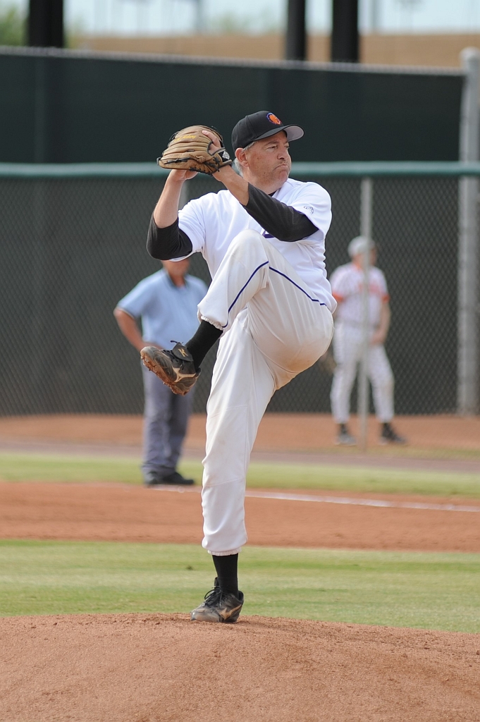 Dragons_2017-10-30 (93).jpg - (c)2010 DeVetter